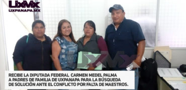 carmen-medel-recibe-a-padres-de-familia